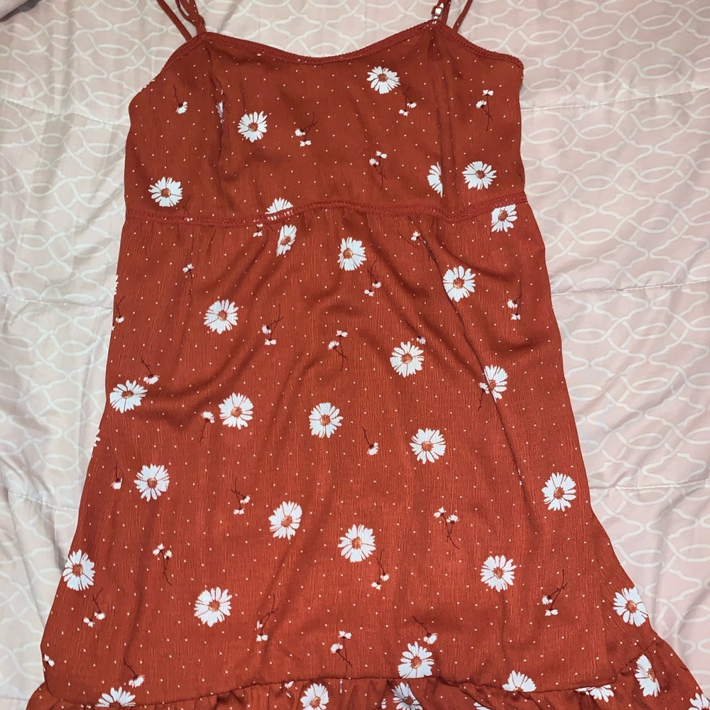 CUTE FLOWERED DRESS